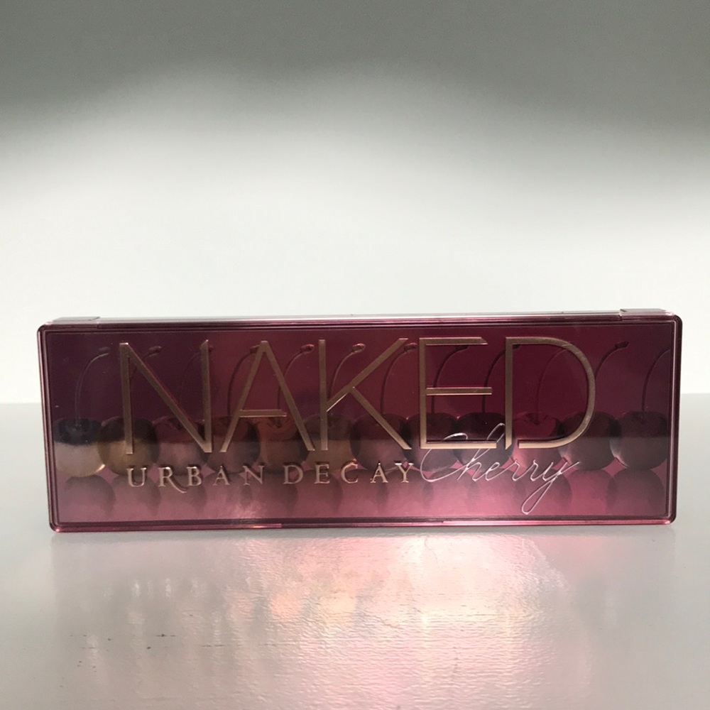 Urban Decay NAKED Cherry eyeshadow palette
